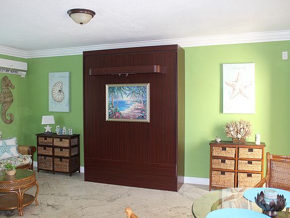 4th image of 3401 NE 10th St APT 7