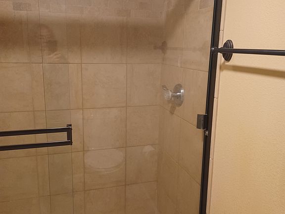 MASTER

 BATH