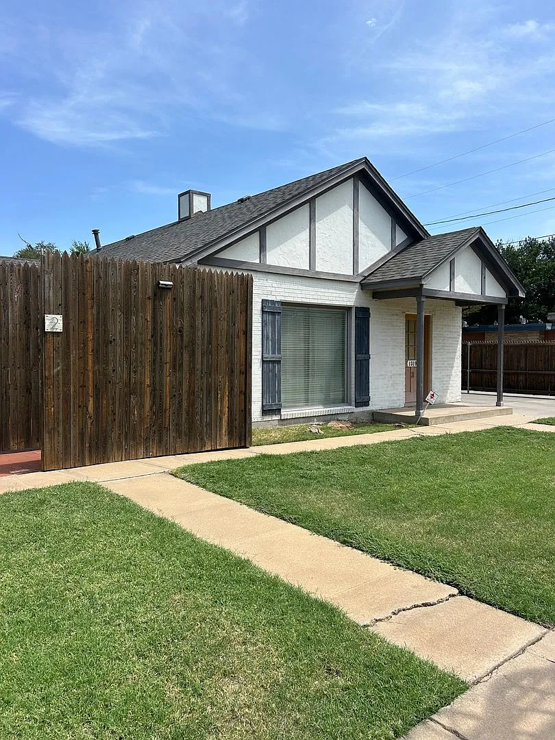 2 bedroom 1 bath appliances — Photo 2