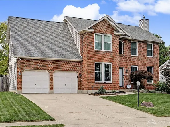 2675 Walnut Ridge Dr, Troy, OH 45373
