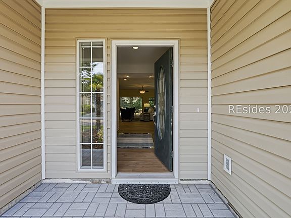 5th image of 21 Landmark Ln