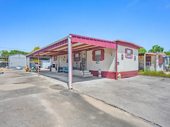 166 Morrow St, Aransas Pass, TX 78336