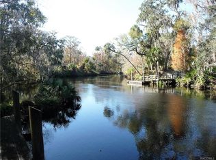 12445 W Foss Groves Path, Inglis, FL 34449