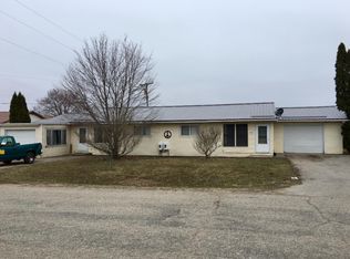 95 Oj Morse Dr, Hesperia, MI 49421