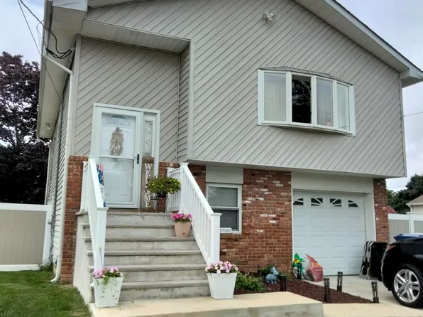 1108 Spar Avenue, Beachwood, NJ 08722