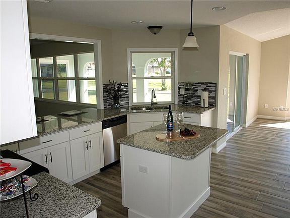 5th image of 112 Mariner Ln