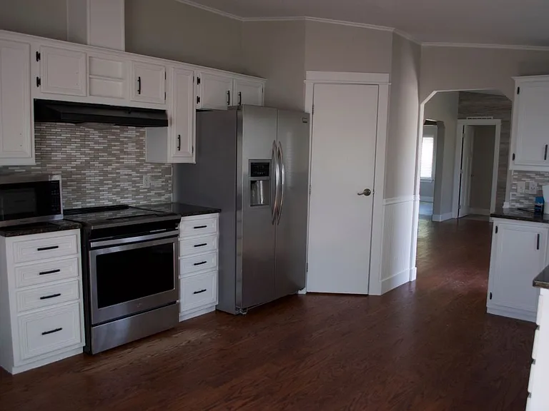 2557 E Beacon Light Rd — Photo 8
