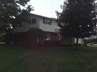 1166 4th St SE, New Philadelphia, OH