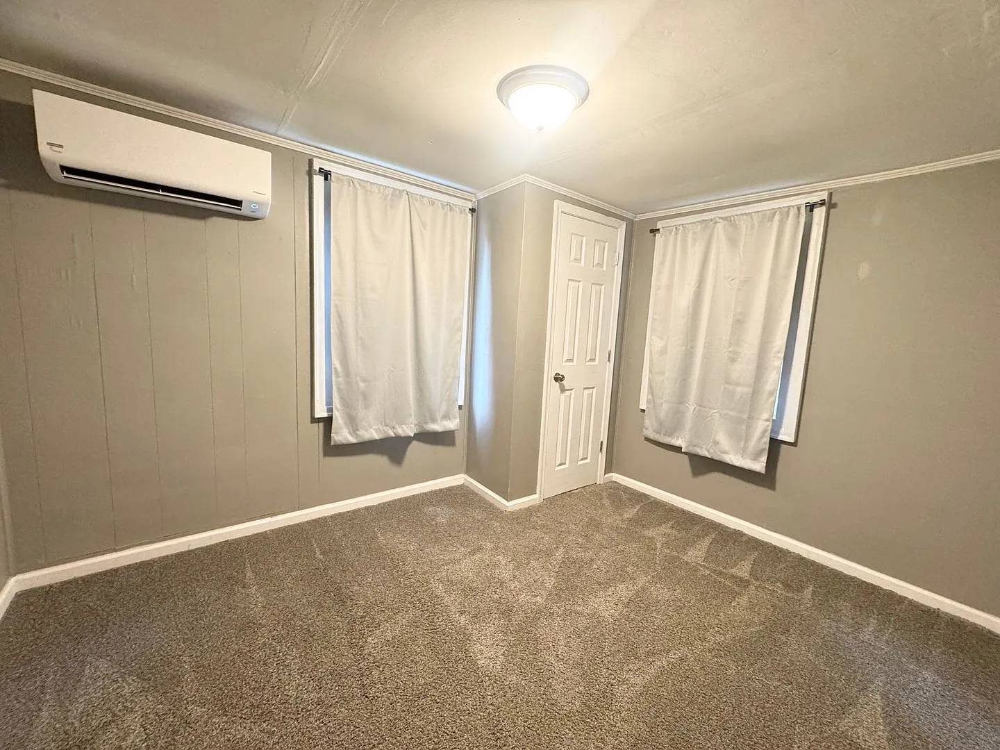 204 Pinewood Ave — Photo 4