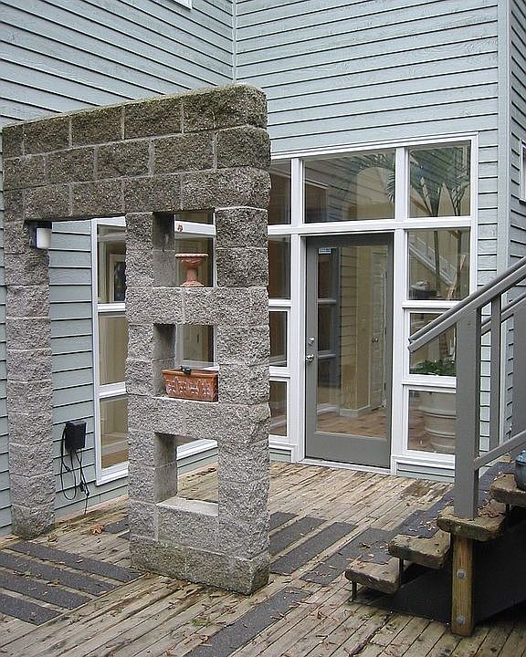 2nd image of 5011 E Mercer Way