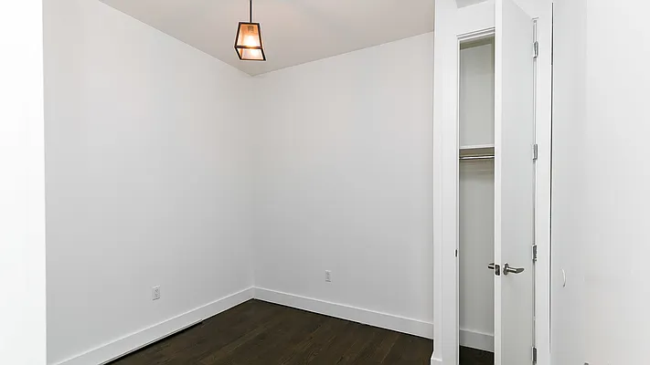 Rented by Nooklyn NYC LLC | media 23