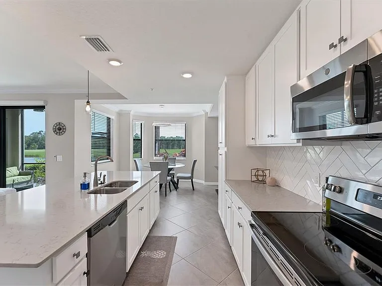 17704 Gawthrop Dr #102 — Photo 9