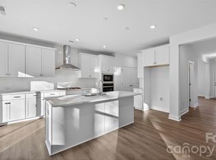 128 Canary Ln, Mooresville, NC 28115