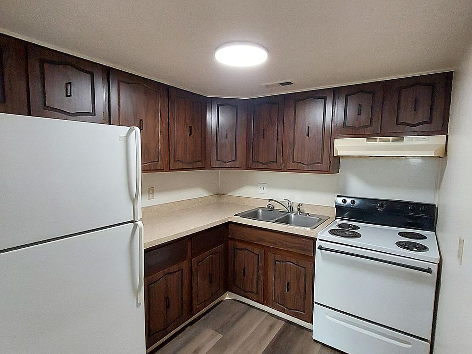 1st image of 2707 W Central Ave #B3