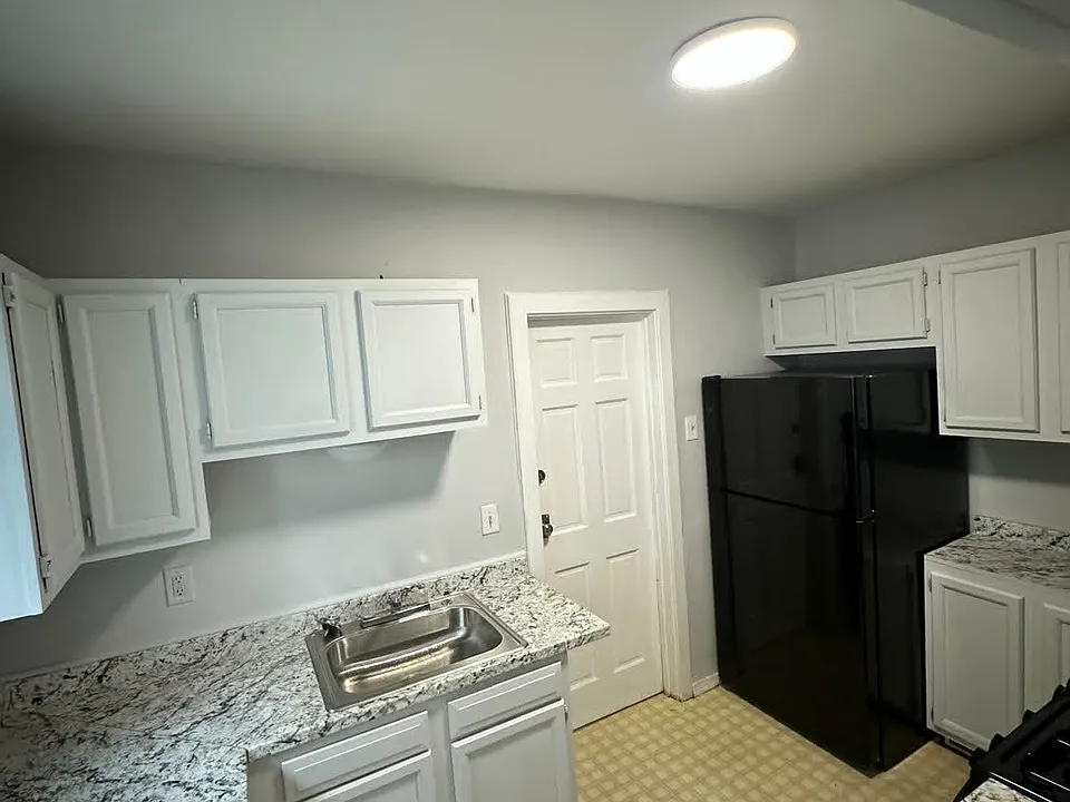 146 Didama St #1
