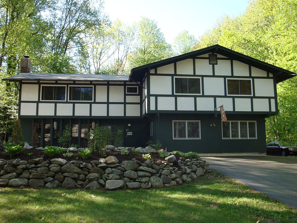 1st image of 27 Dawn Ln