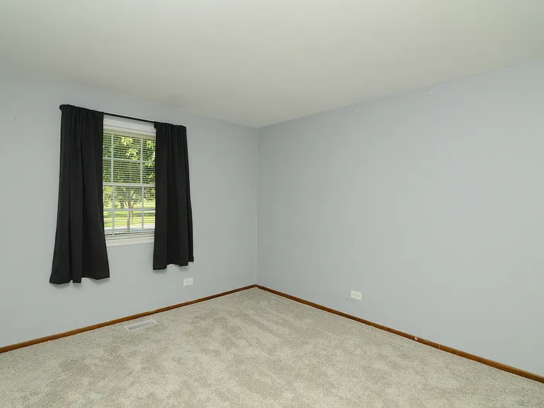 930 Sharon Ln — Photo 23