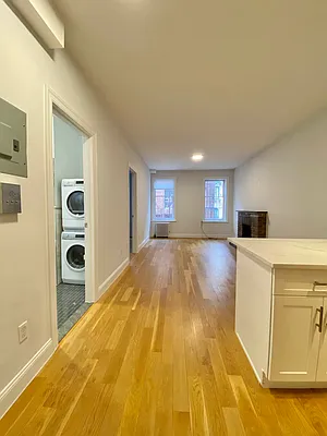 Rented by Waverly Realty Associates | media 26