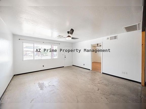 5th image of 2206 N Dayton St