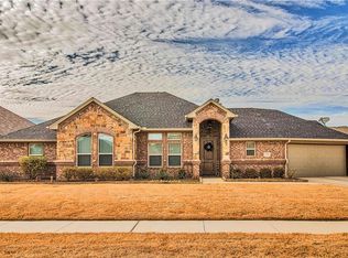 1704 Colorado Dr, Burleson, TX 76028