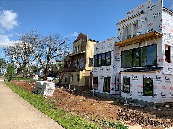 3rd image of 503 SE B St