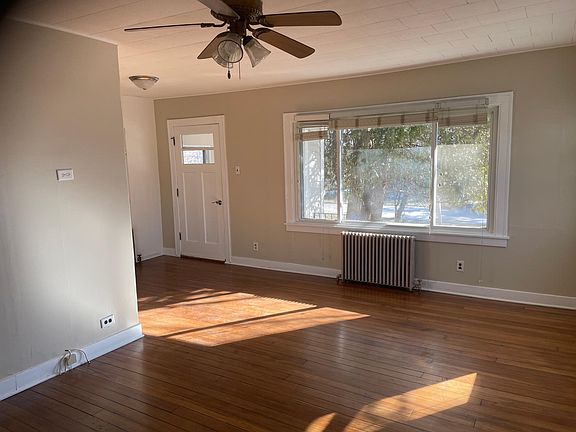 2nd image of 1N256 Forest Ave
