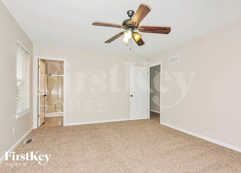 15 Glen Meadows Dr — Photo 9