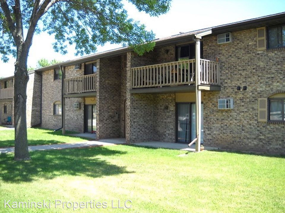 2nd image of 823 Cormier Rd #5