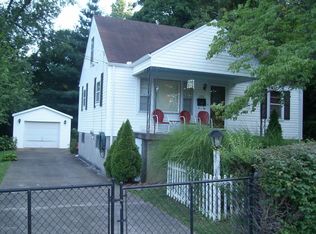 1534 Shingo Ave, Louisville, KY 40215