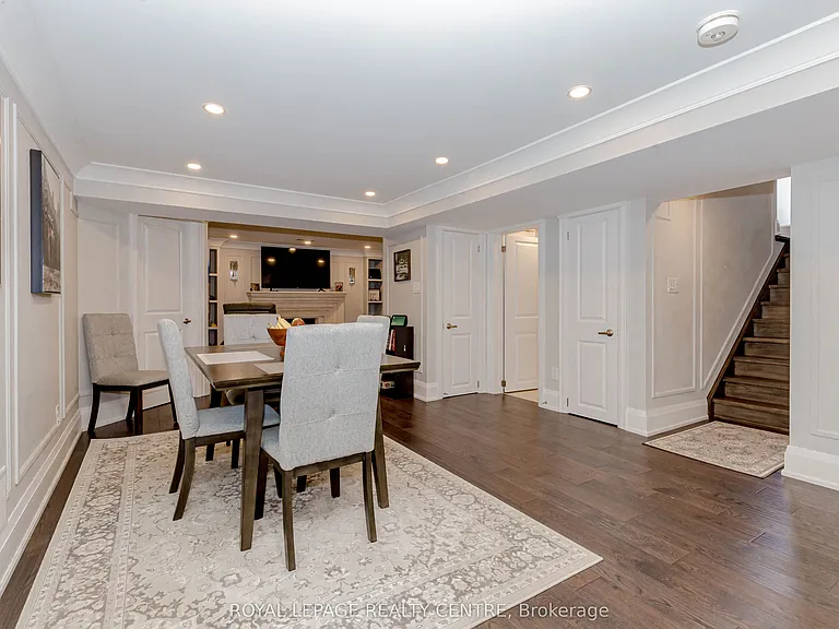 326 Slade Cres #LOWER — Photo 6