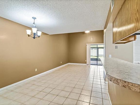 5th image of 5619 Pinebay Cir S