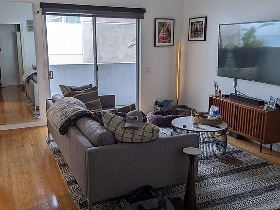 2nd image of 708 Huntley Dr APT 6