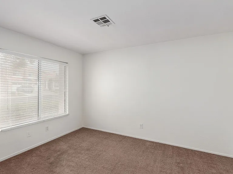 2412 Shady Vista Dr — Photo 28