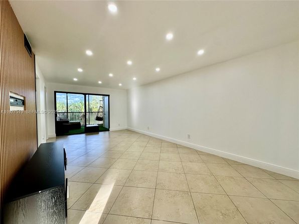 3470 Foxcroft Rd APT 308