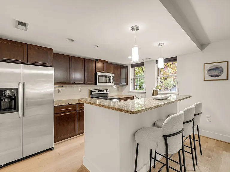 2201 2nd St NW #11 — Photo 10