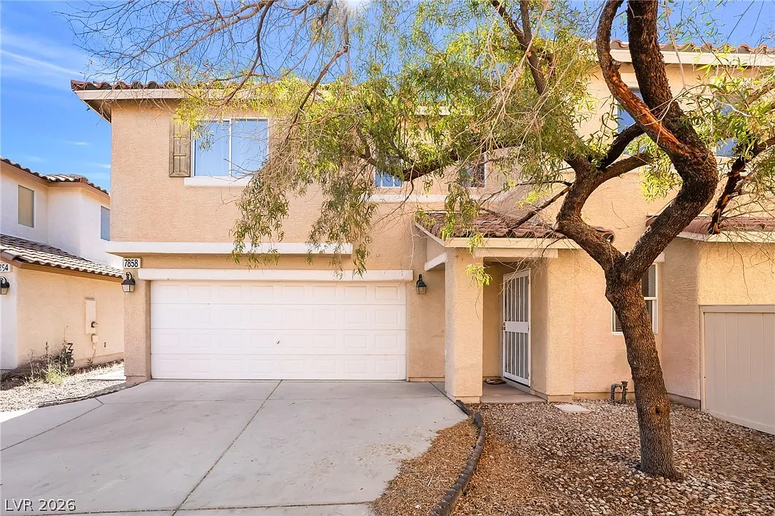 3 bed, 2.5 bath, 1398 sqft, $1,950 — Photo 2