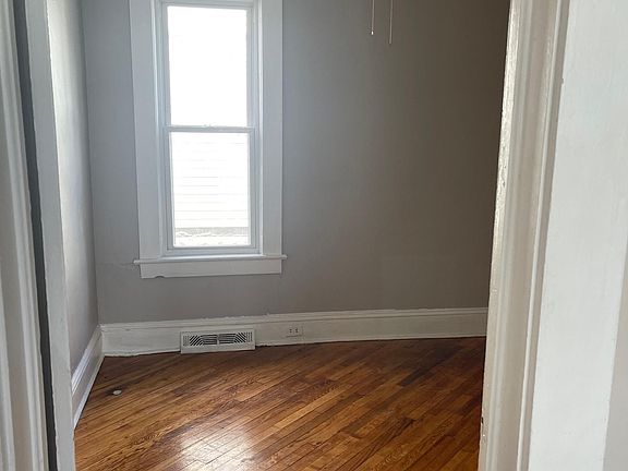 bedroom1