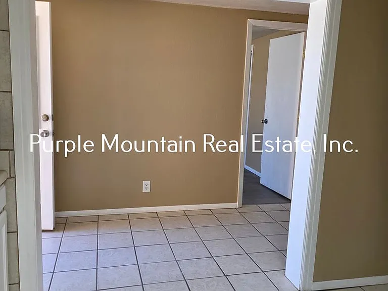 1429 Walden Dr — Photo 16