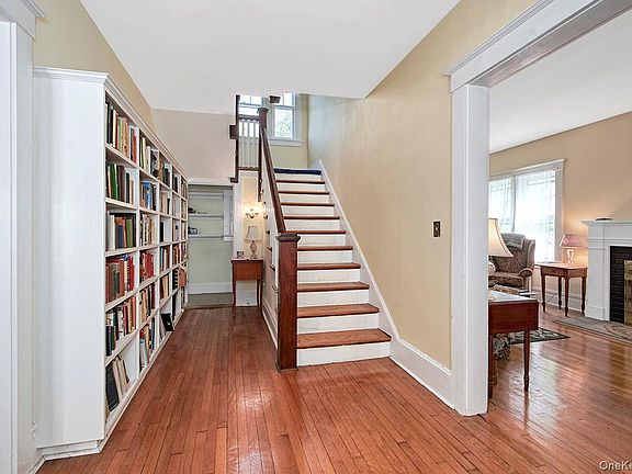 3rd image of 9 Linda Avenue