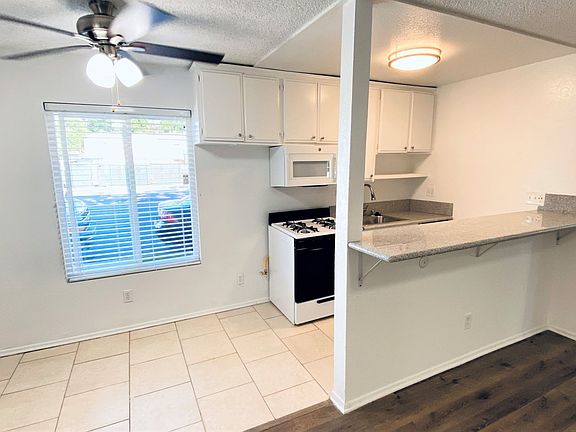 4th image of 5708 Tujunga Ave #97-07