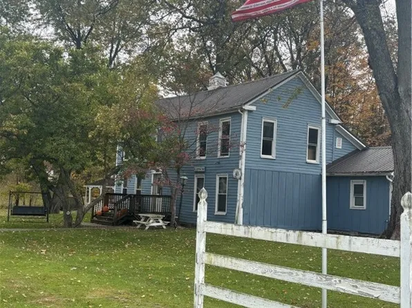 60704 Salem Rd, Salesville, OH 43778