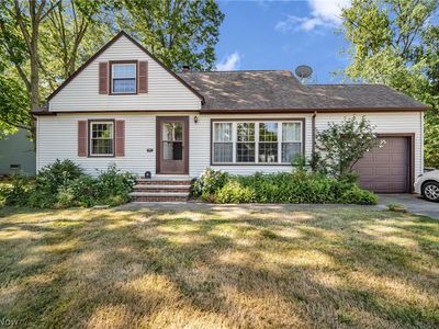 4980 Corliss Rd, Lyndhurst, OH, 44124