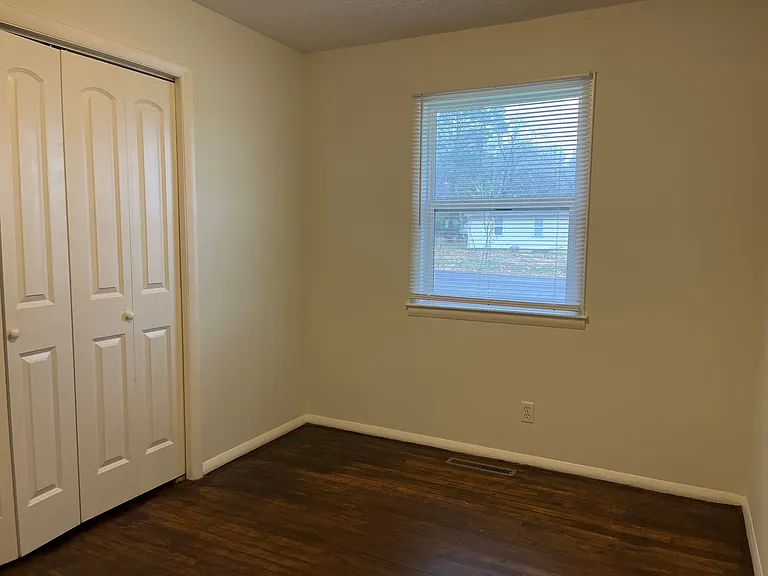 2204 W Madison St — Photo 10