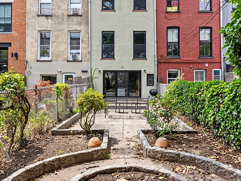 23 2nd St #1 — Photo 8