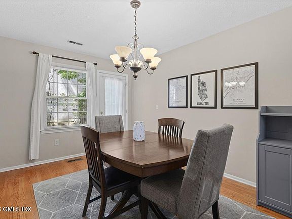 4th image of 150 Prospect St APT 26