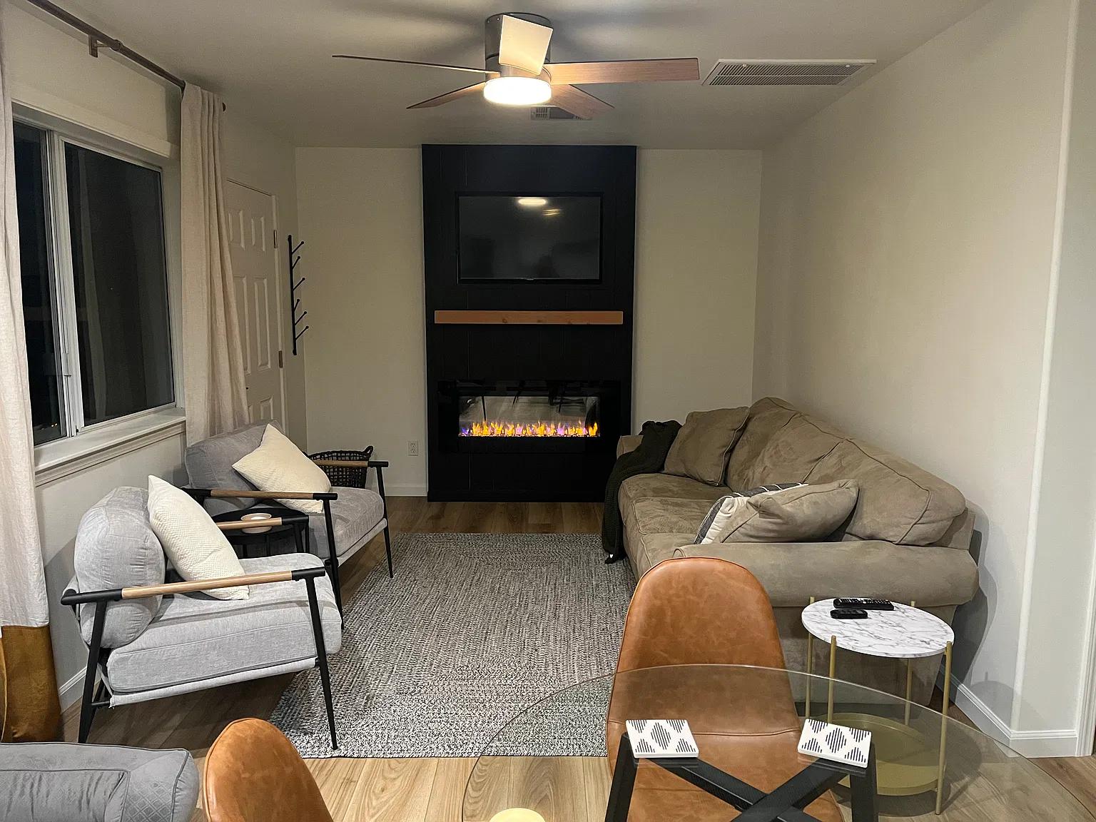 2 bed, 750 sqft, $2,500 — Photo 3