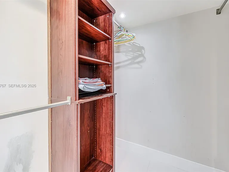 618 Euclid Ave #204 — Photo 20