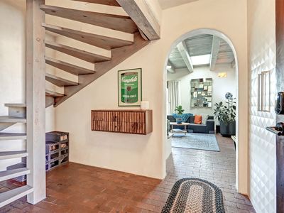 409 E Coronado Rd APT 1, Santa Fe, NM, 87505