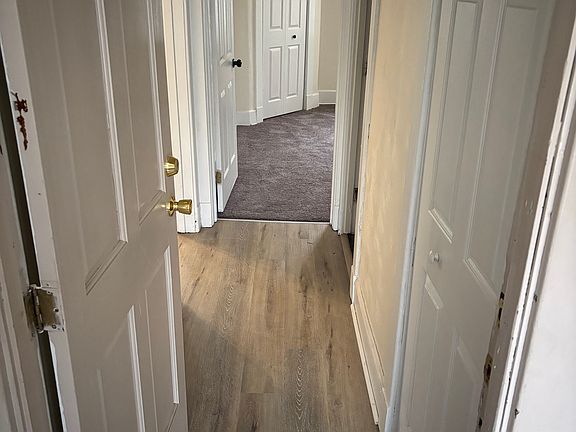 4th image of 911 Russellwood Ave Floor 1