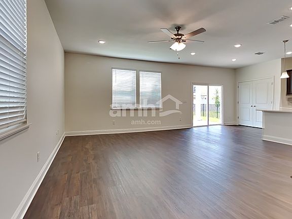 4th image of 600 Onate Cir